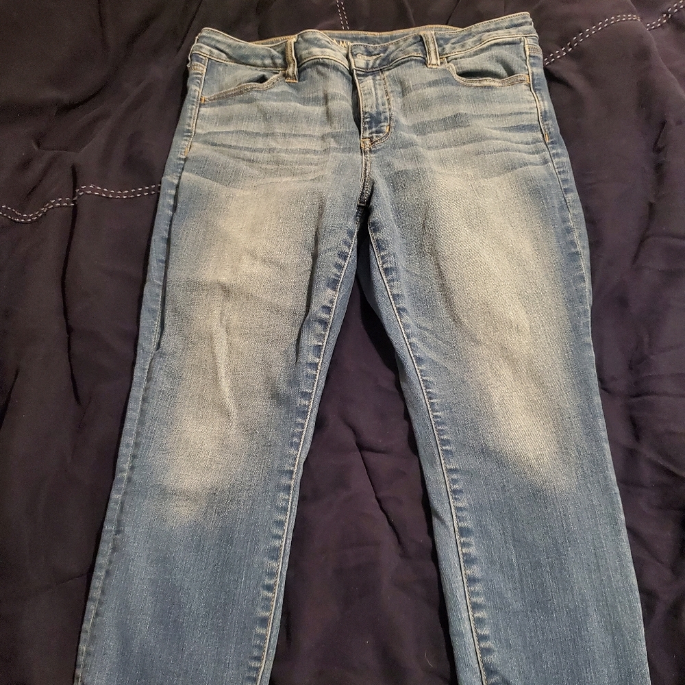 American Eagle jegging crop